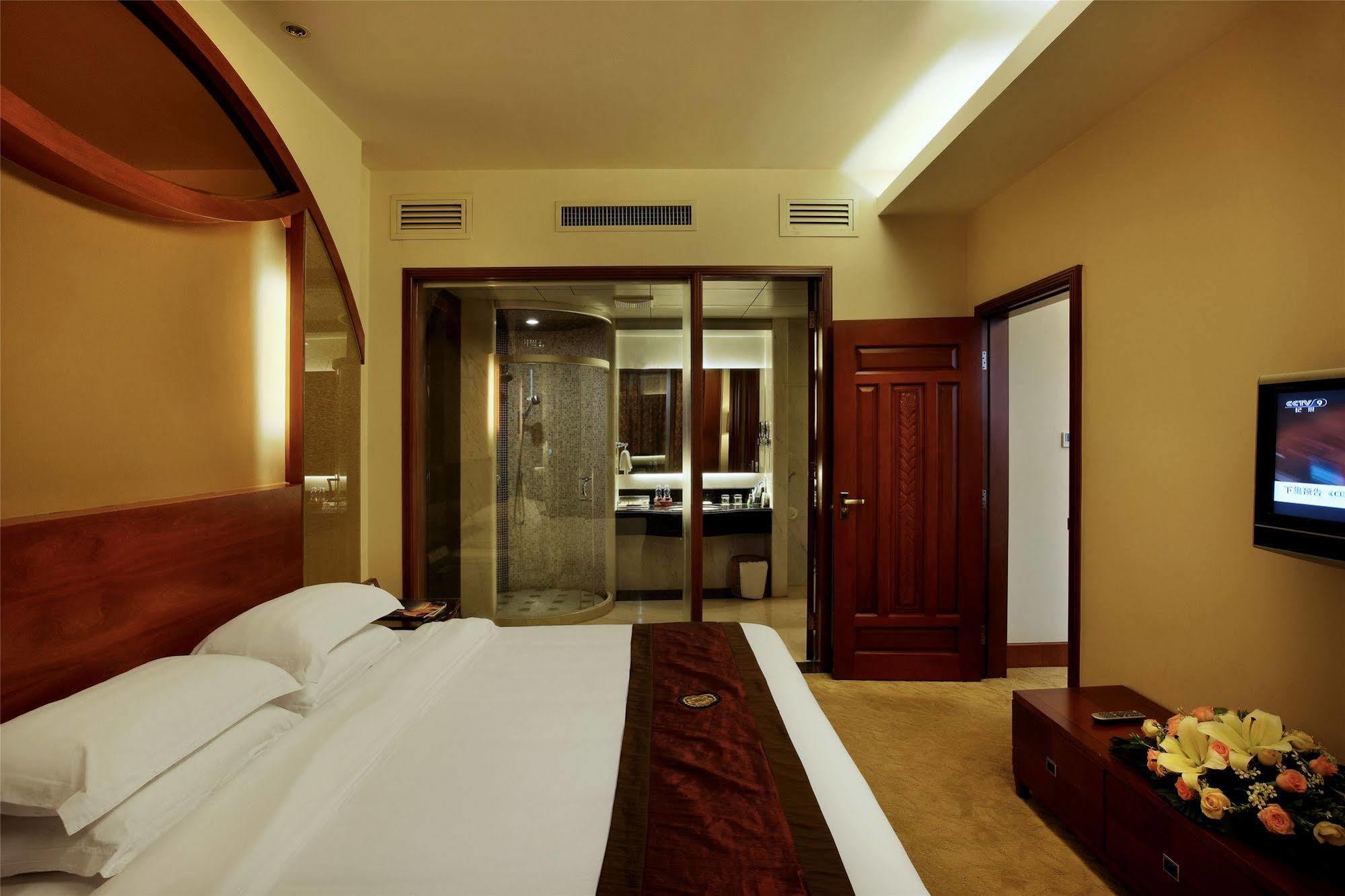 Shenzhen Luohu Hongfeng Hotel Exterior photo