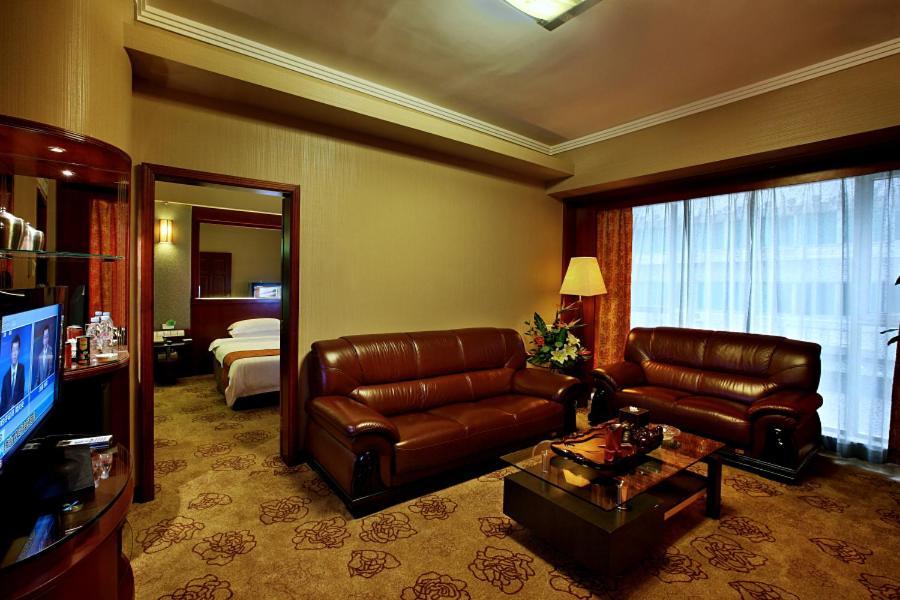 Shenzhen Luohu Hongfeng Hotel Exterior photo