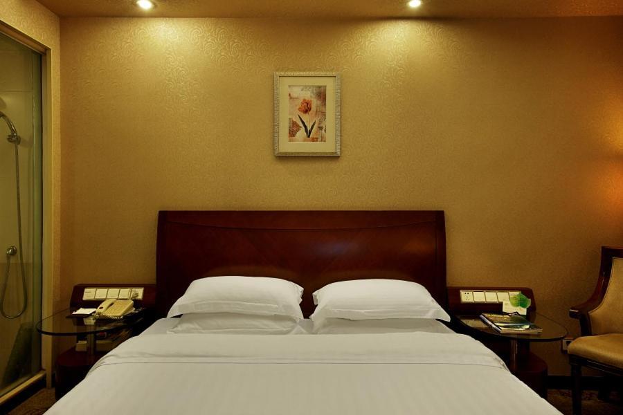 Shenzhen Luohu Hongfeng Hotel Exterior photo