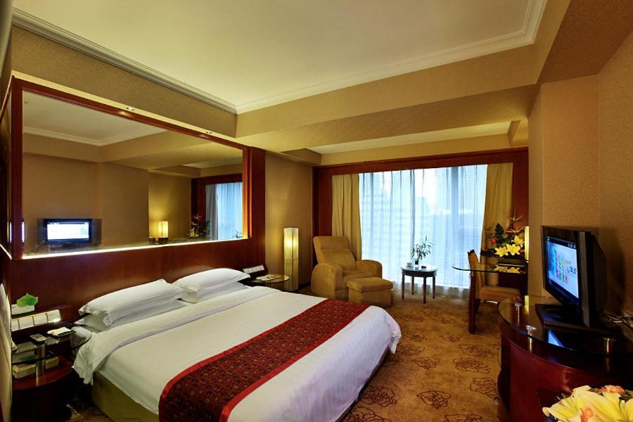 Shenzhen Luohu Hongfeng Hotel Exterior photo